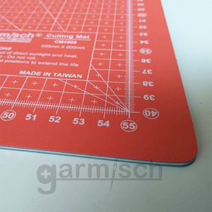 garmisch 雙色專業切割墊 CM4560-2G(莓紅色+薄荷綠) | 加米修有限公司 SEWMATE CO., LTD.